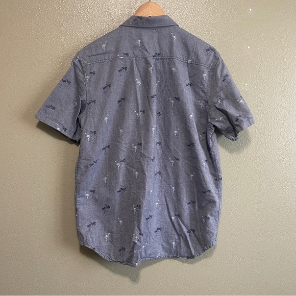 Van's Flamingo & Palm Tree Button Down Top- Medium - Picture 5 of 10
